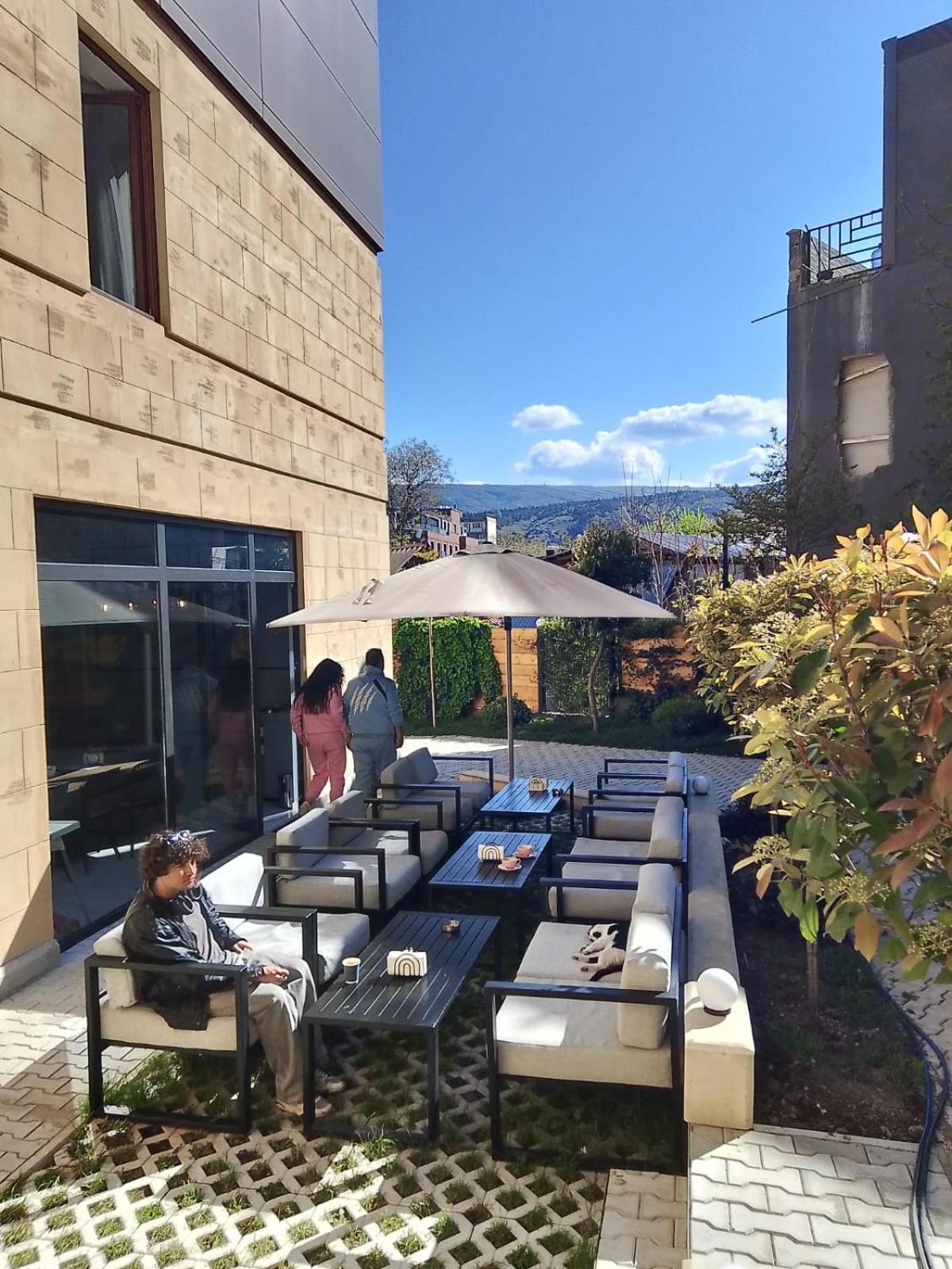Orden Hotel Tbilisi Buitenkant foto